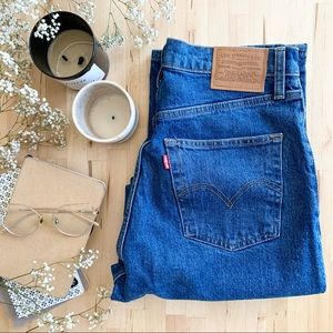 Levi’s Ribcage Straight High-Waisted Blue Jeans Size 28